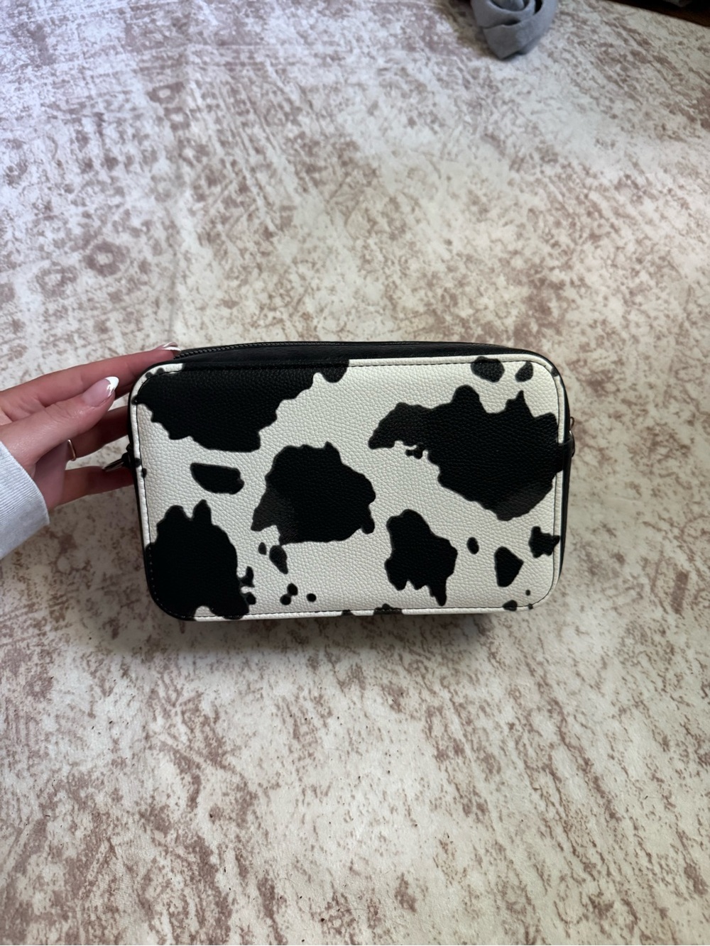 Wrangler Black & White Cow Print Belt Bag - Picture 4 of 8